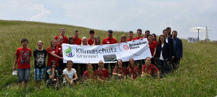 Gemeinwohlbeitrag der Firma SchwörerHaus SchwörerHaus ist wertvoller Arbeitgeber