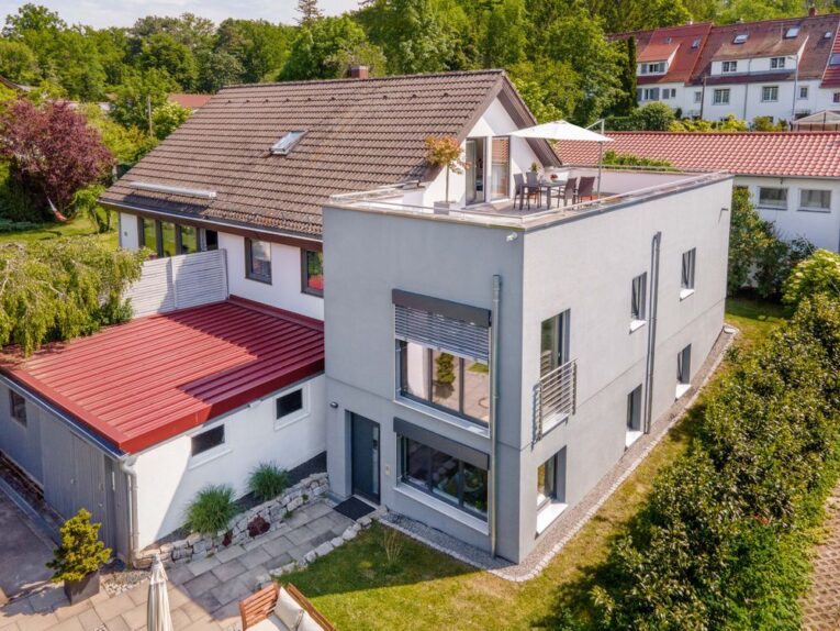 Altes Haus Haus Anbau Flachdach