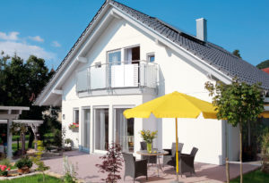 Fertighaus mit Einliegerwohnung