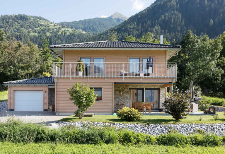 Modernes Familienhaus als Fertighaus