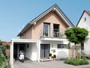 schmales Hauskonzept mit Carport