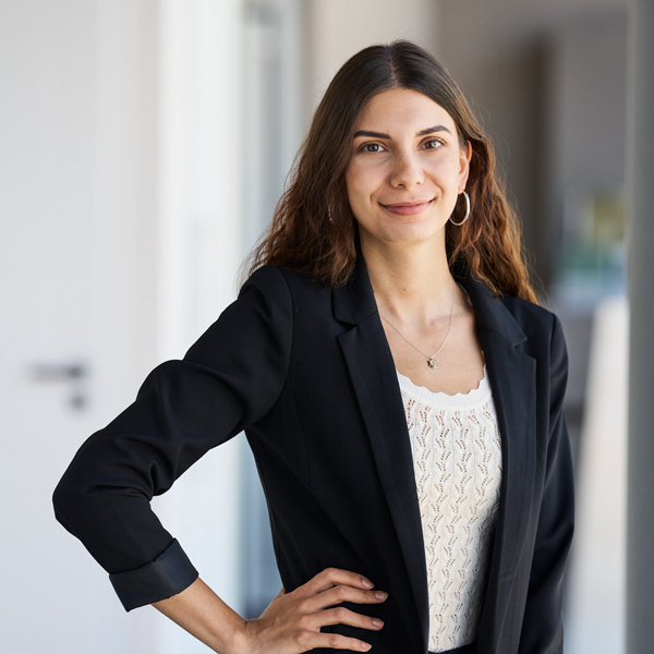 Ansprechpartnerin Praktikum Vivienne Mader