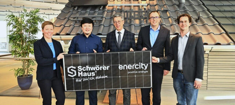 Kooperation zwischen SchwörerHaus und enercity