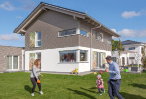 Finanzierung glückliche Familie
