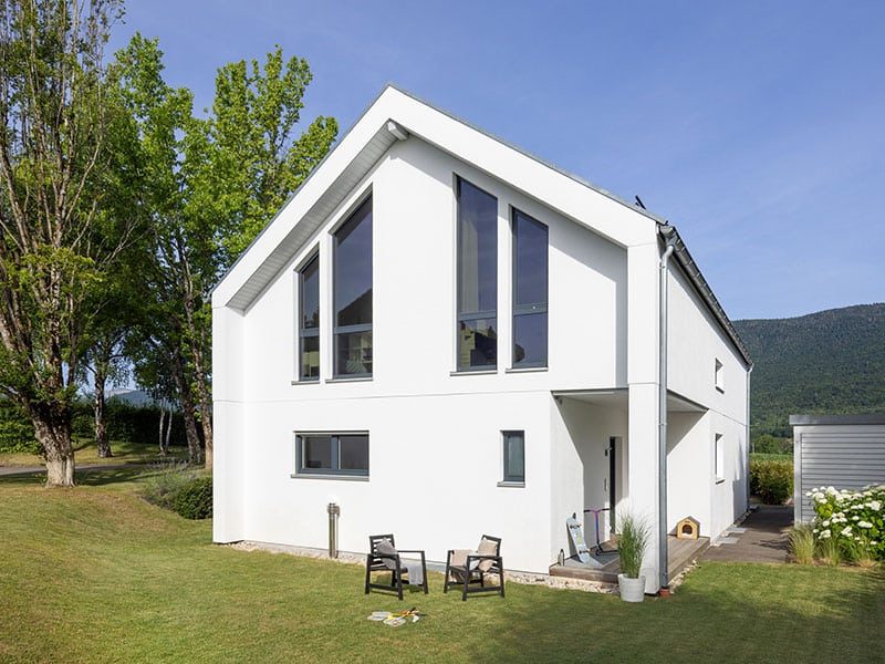 Modernes-Architektenhaus-am-Genfer-See