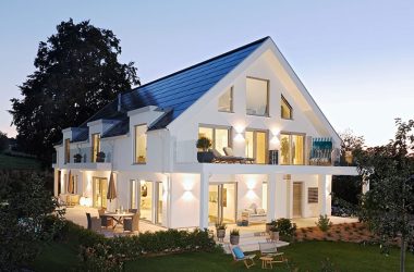 premiumhaus-toll-beleuchtet-bei-nacht